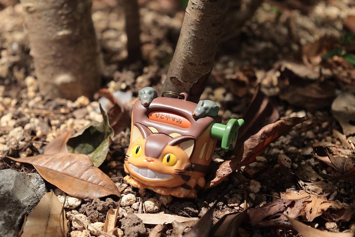 My Neighbor Totoro Catbus Destination Spinner Keyring | Bag Charm - Studio Ghibli