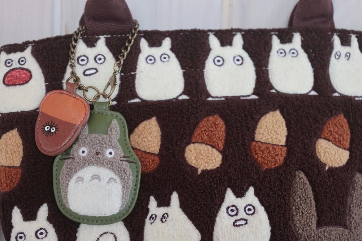 My Neighbor Totoro Fluffy Series Embroidery Tote Bag - Totoro & Acorn Brown