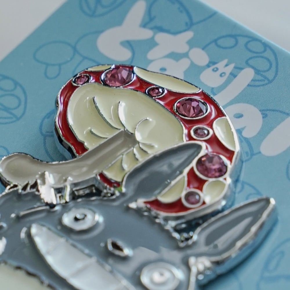 My Neighbor Totoro - Totoro Mushroom Metal Brooch/ Pin Badge GB02a | Studio Ghibli