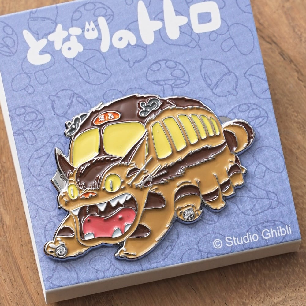 My Neighbor Totoro Catbus Metal Brooch/ Pin Badge GB06a | Studio Ghibli