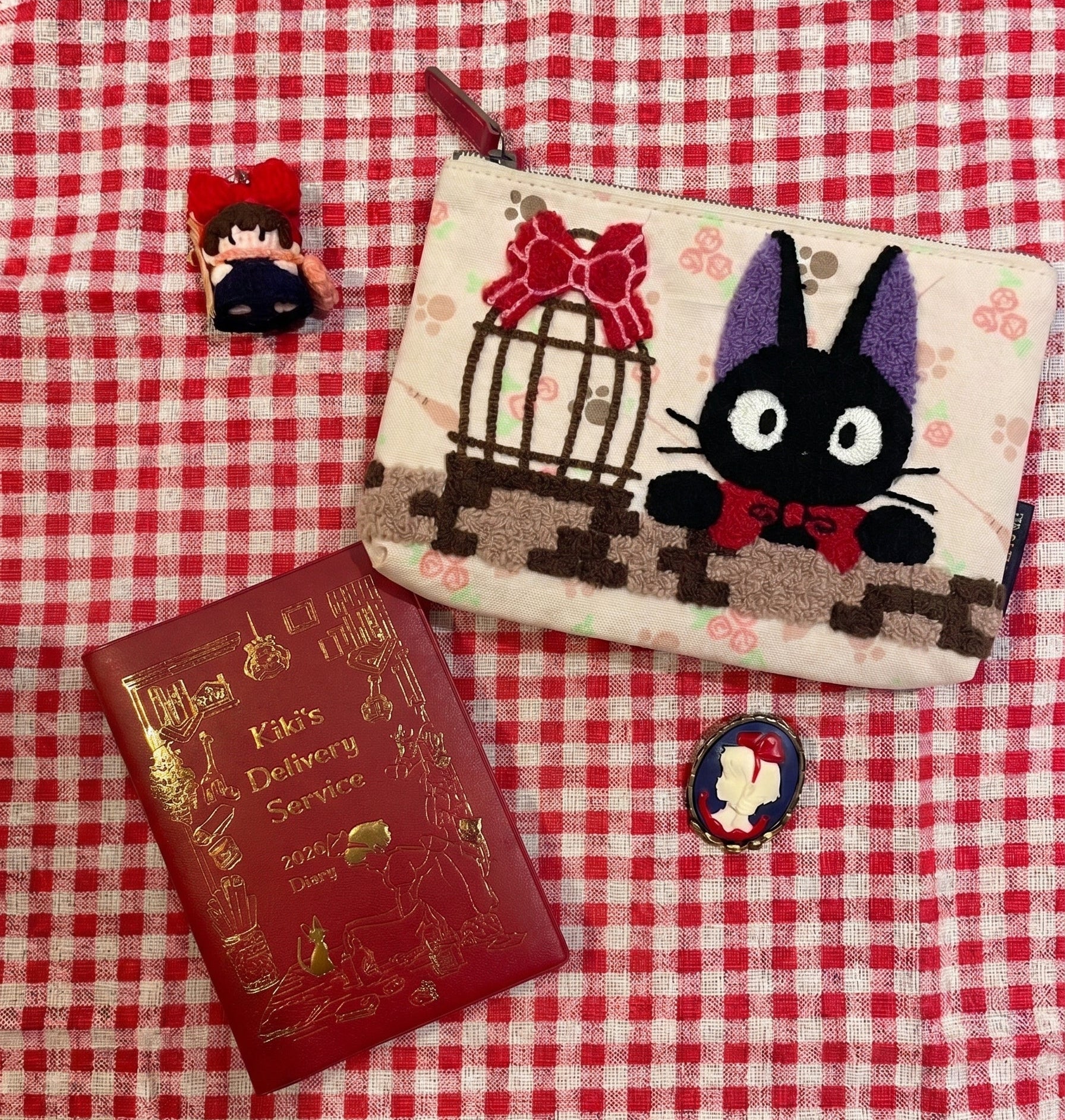 Kiki's Delivery Service Peeking Jiji Cat Embroidery Large Pouch | Clutch - Studio Ghibli