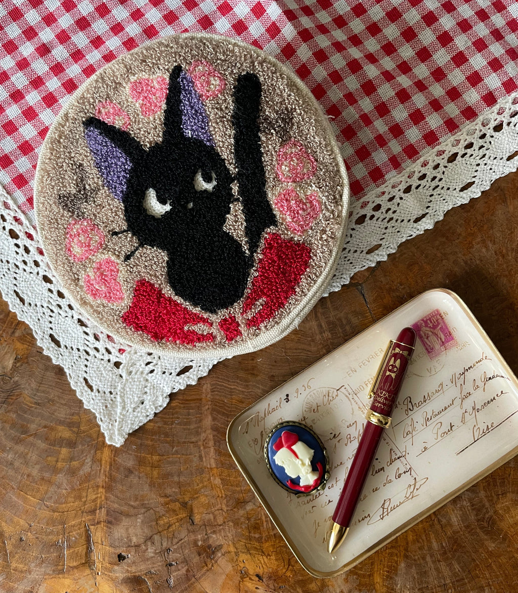 Kiki's Delivery Service Jiji Rose Wreath Round Pouch | Studio Ghibli