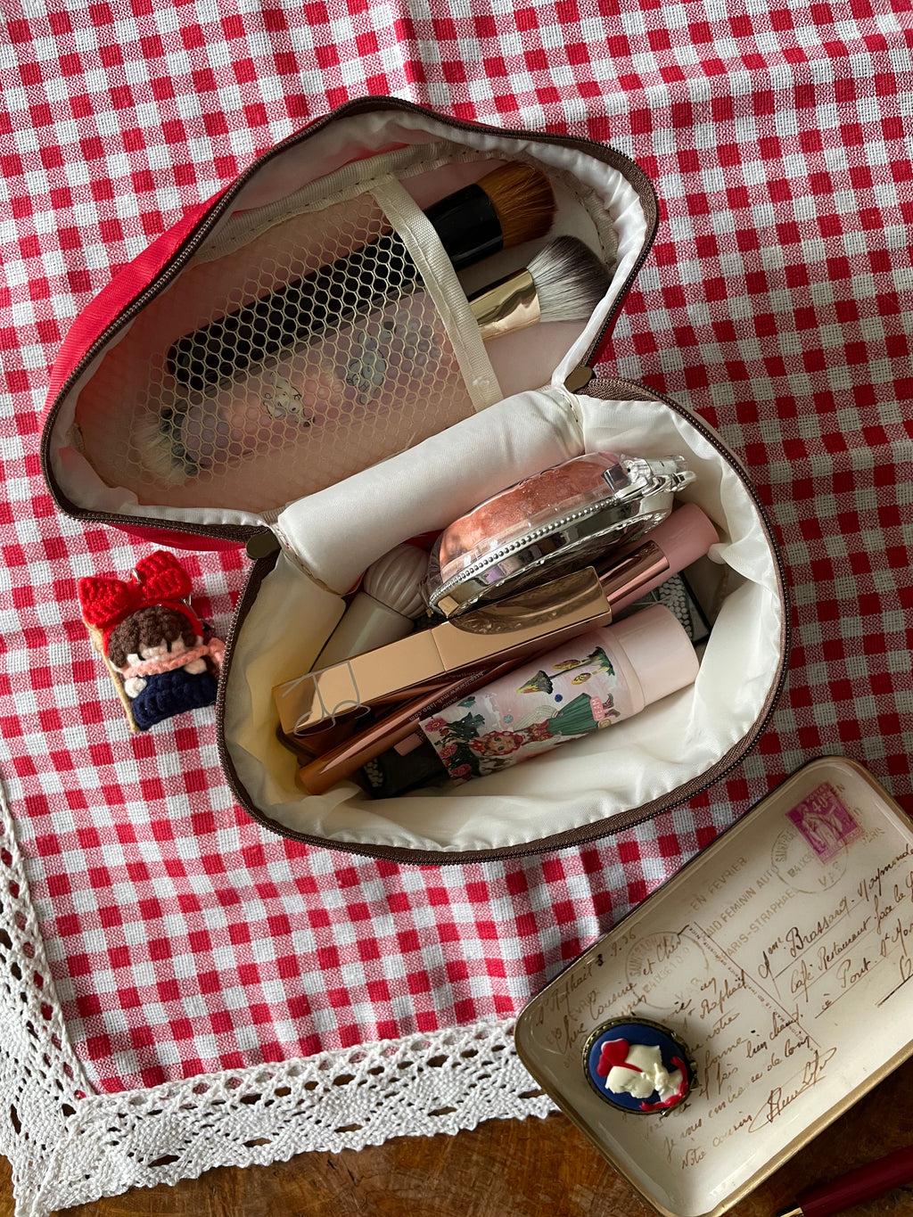 Kiki’s Delivery Service Dual-Compartment Makeup Pouch | Studio Ghibli