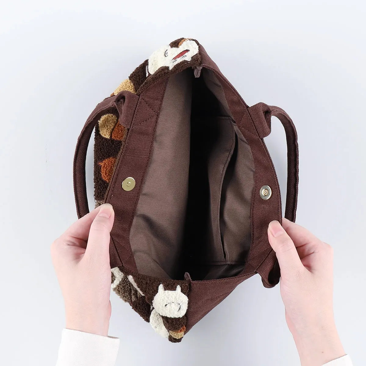 My Neighbor Totoro Fluffy Series Embroidery Tote Bag - Totoro & Acorn Brown