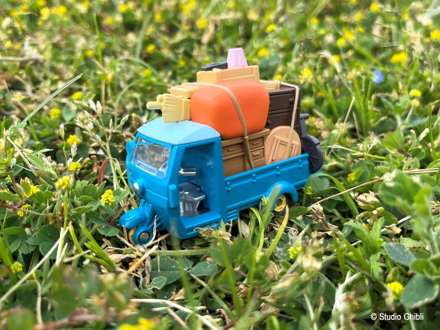 My Neighbor Totoro Three-wheeler Truck | Dream Tomica Studio Ghibli Collection