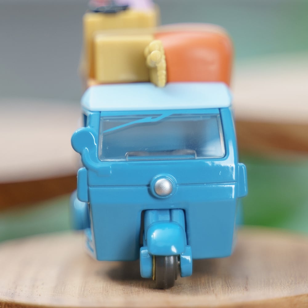 My Neighbor Totoro Three-wheeler Truck | Dream Tomica Studio Ghibli Collection