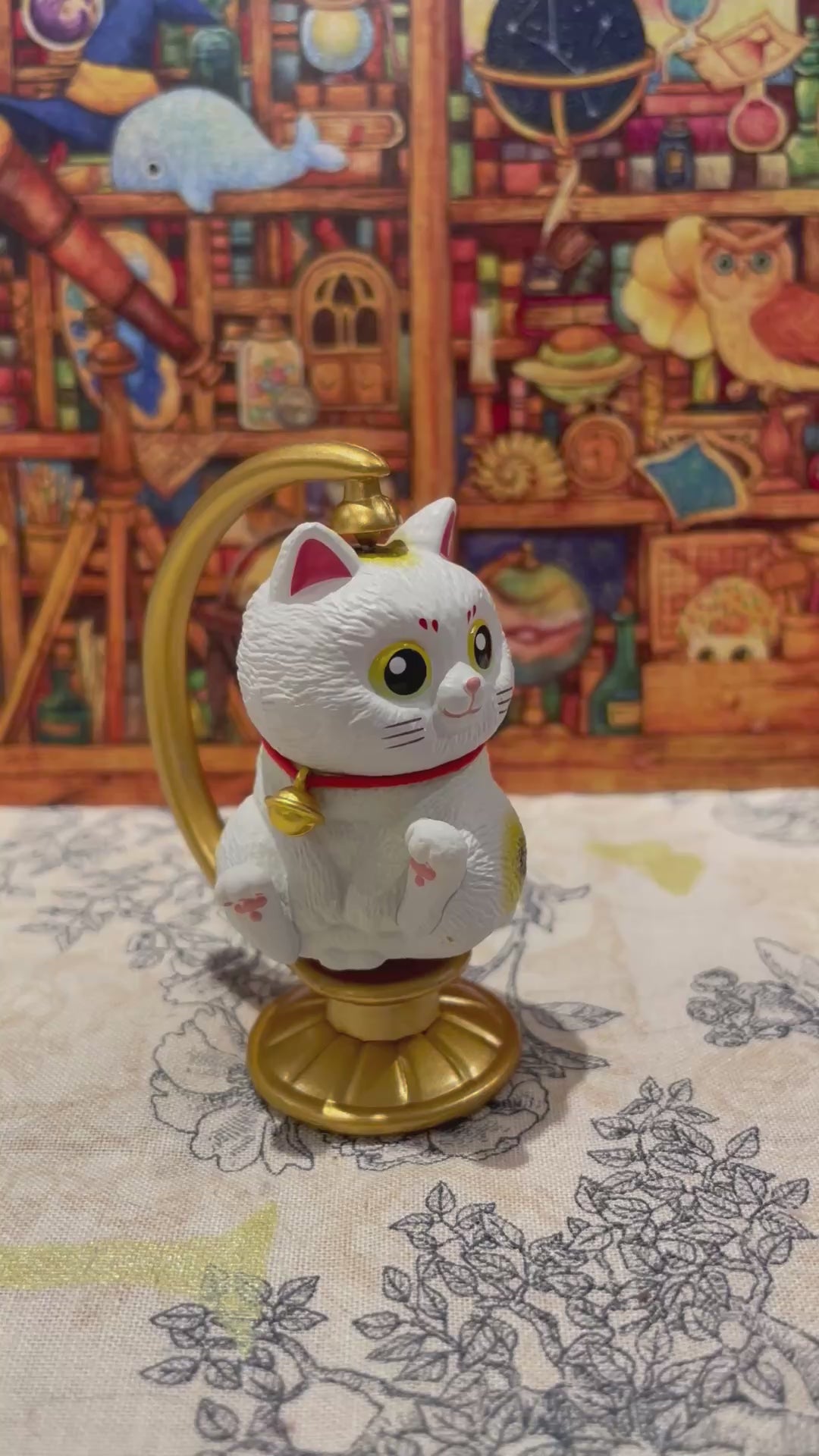 Cottonlion × Partner Toys – Cat Globe Collectible Figure Limited Edition 🤍 White Cat🤍